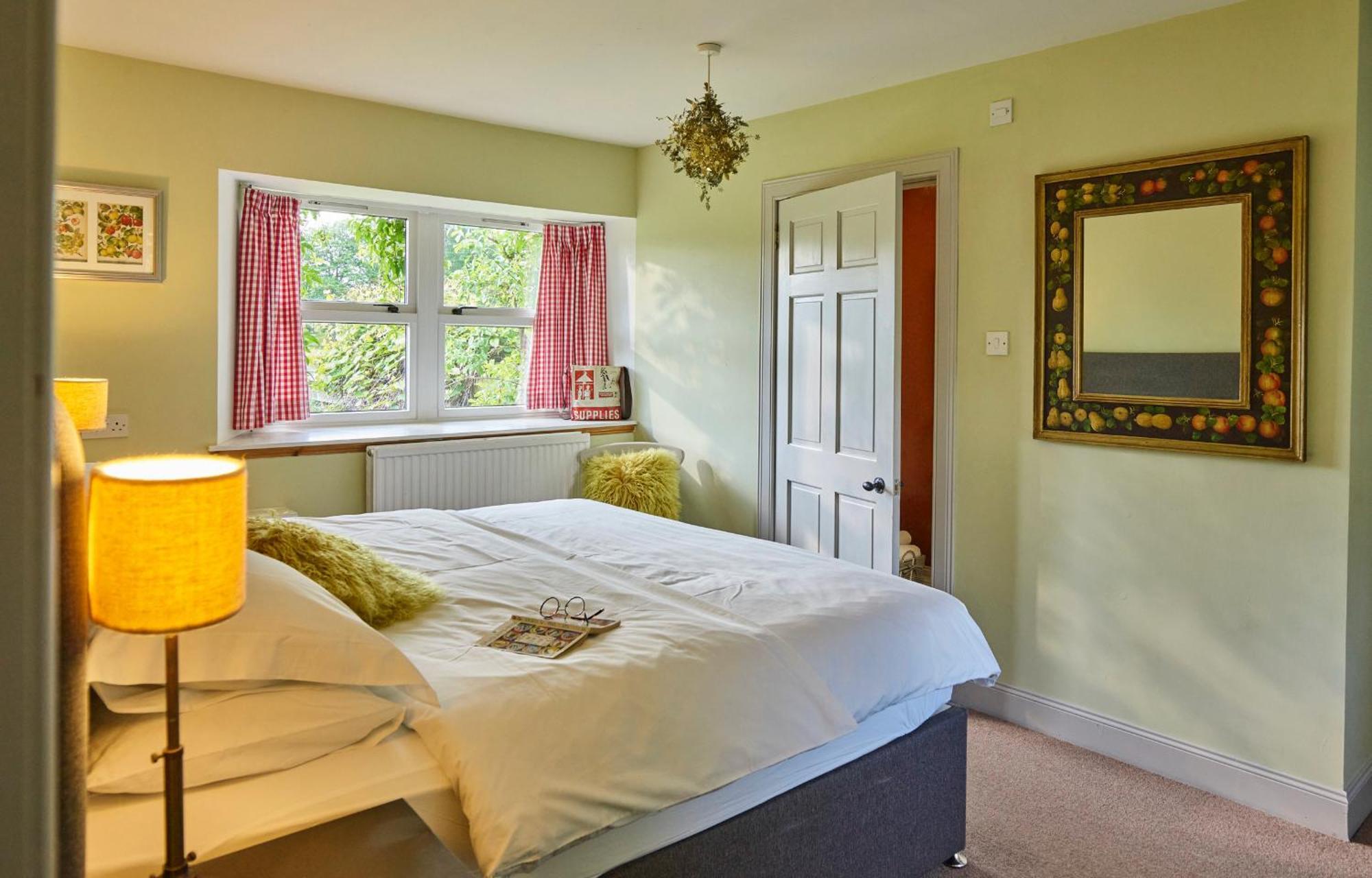 Lochend Chalets Port Of Menteith Ngoại thất bức ảnh